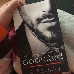 Addicted trilogy book #1️⃣